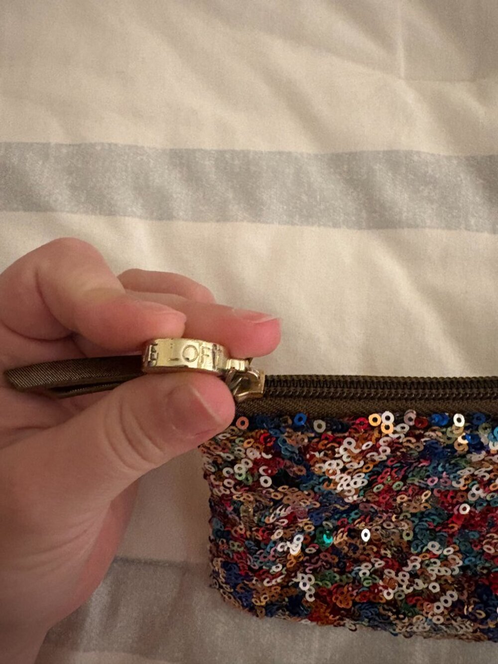 Small sequin bag - Picture 6 of 6